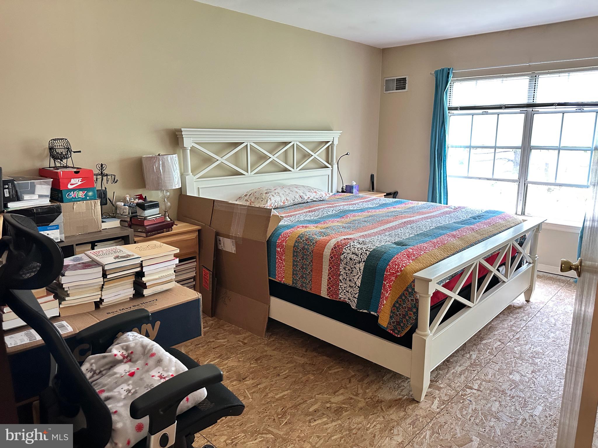 GRANDVIEW CHASE - Residential