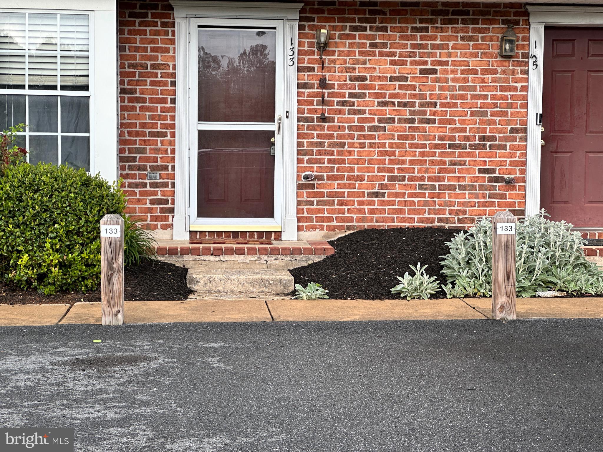 GRANDVIEW CHASE - Residential