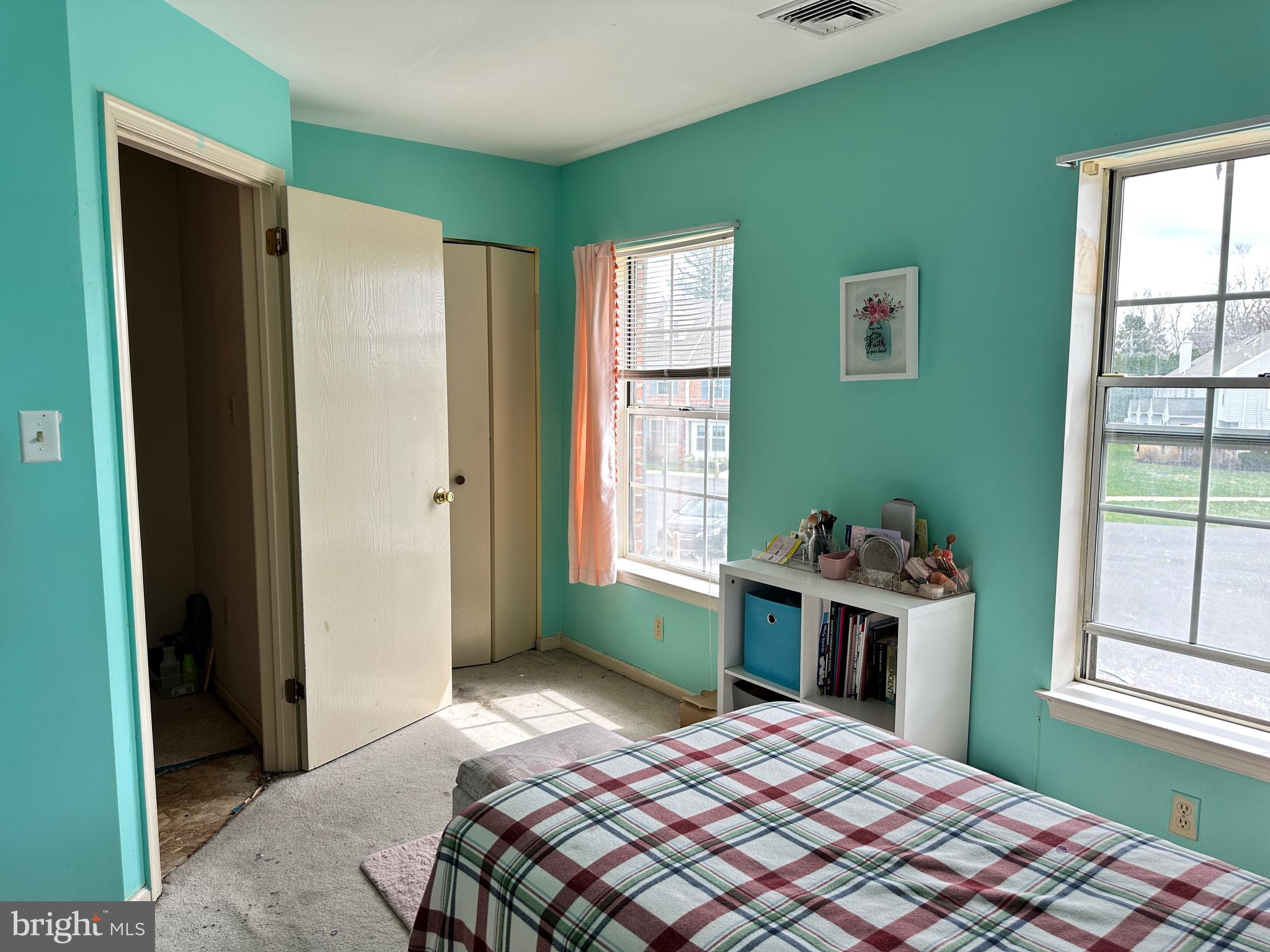 GRANDVIEW CHASE - Residential