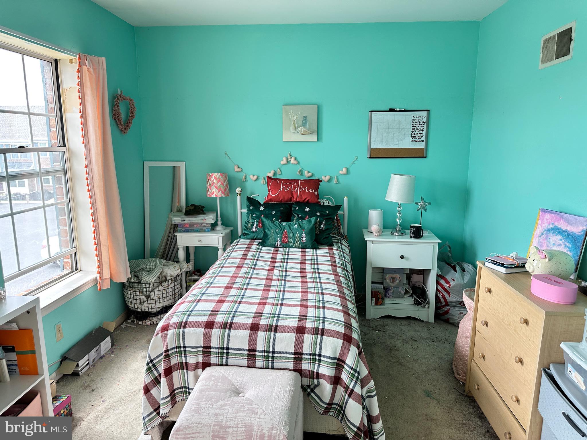 GRANDVIEW CHASE - Residential