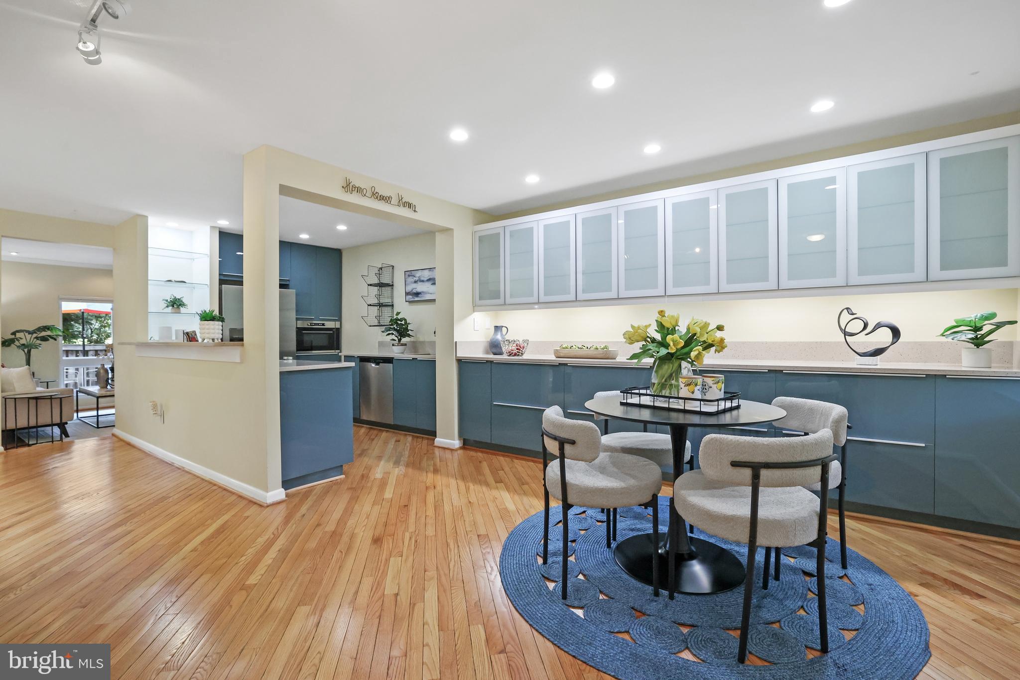 2109 COLTS NECK COURT