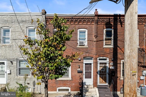 Townhouse For Sale - 1821 S 4th Street<br/> CAMDEN, NJ 08104