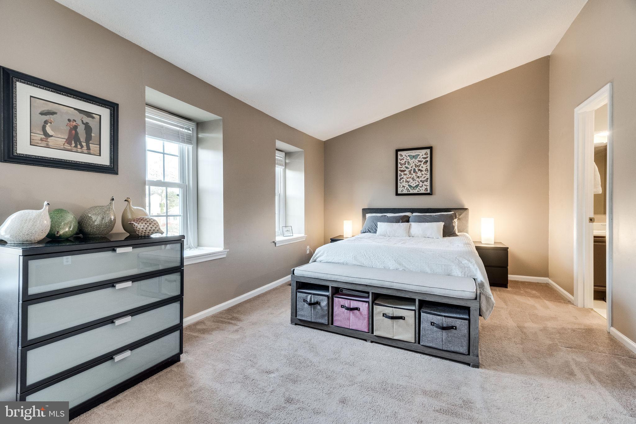 CAMERON KNOLLS - Residential