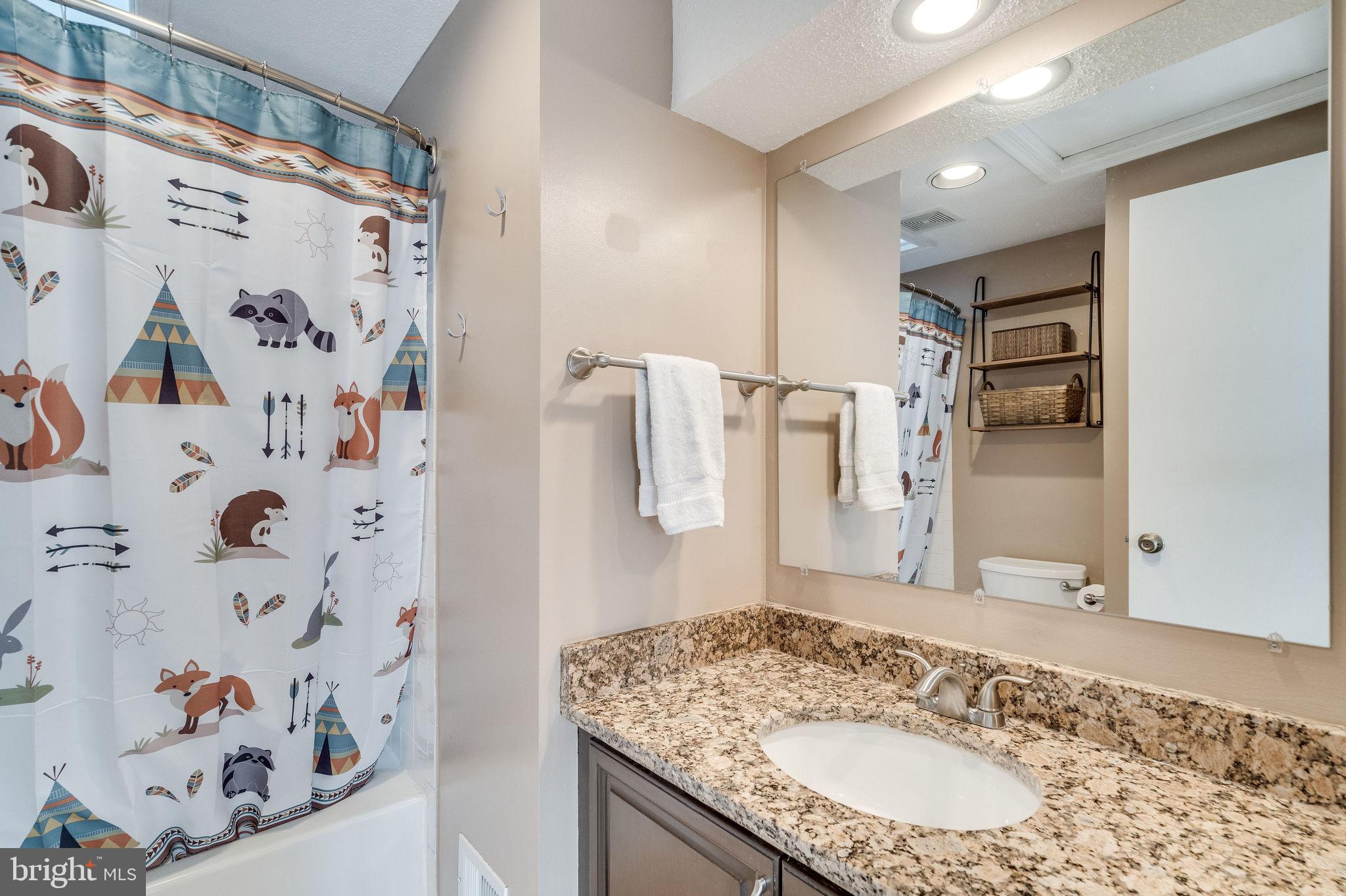 CAMERON KNOLLS - Residential