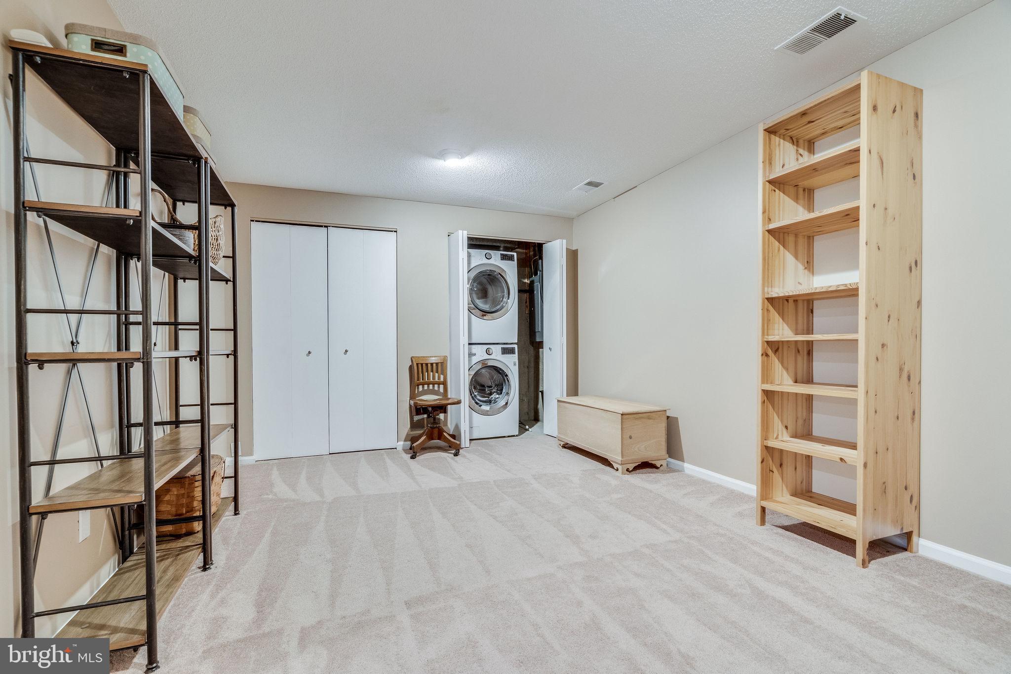 CAMERON KNOLLS - Residential