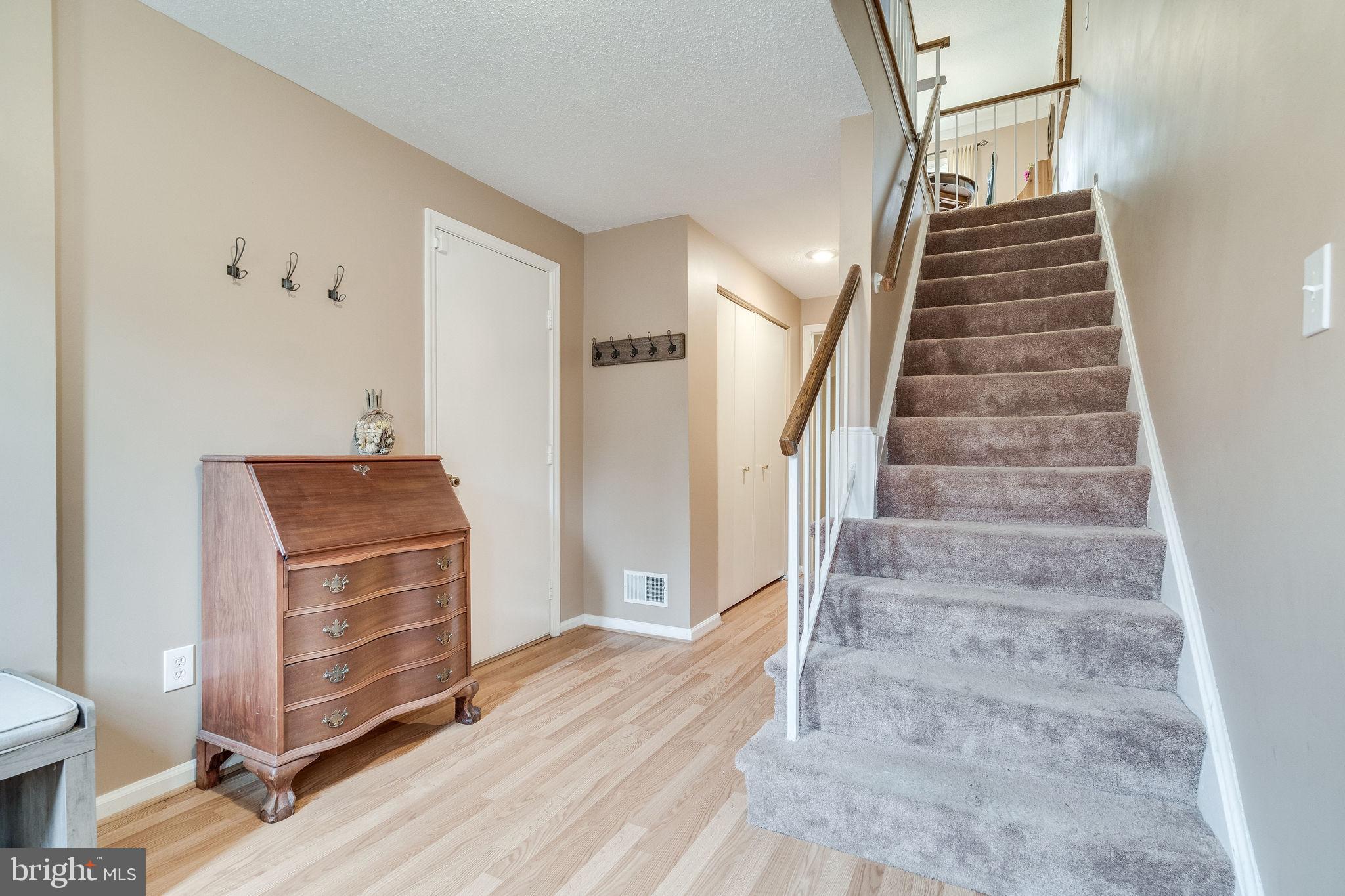 CAMERON KNOLLS - Residential