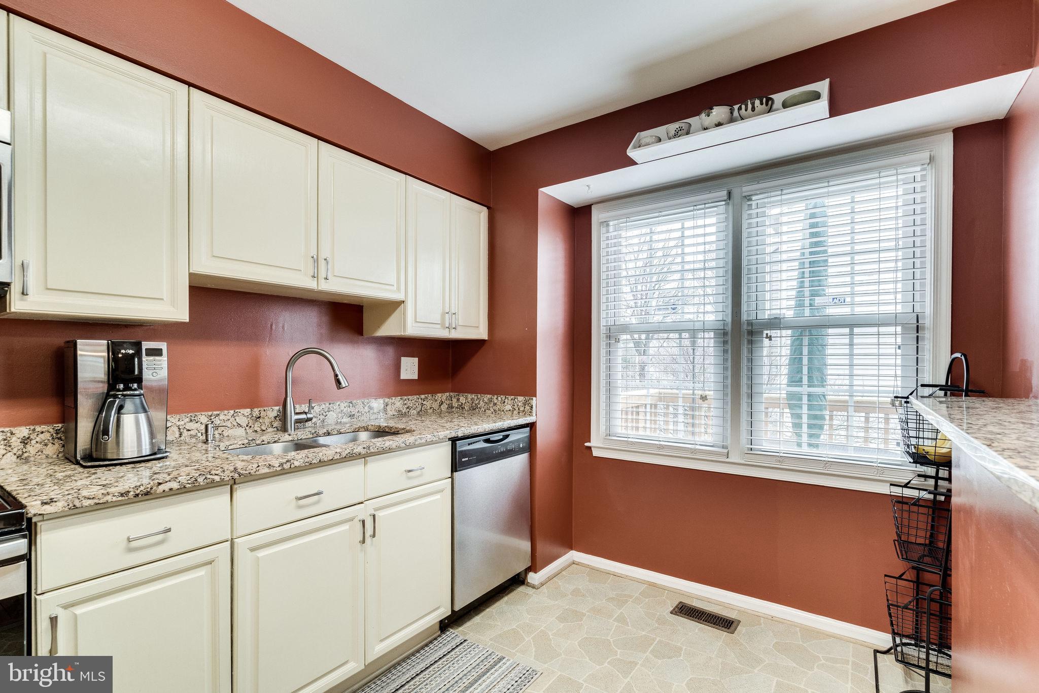 CAMERON KNOLLS - Residential