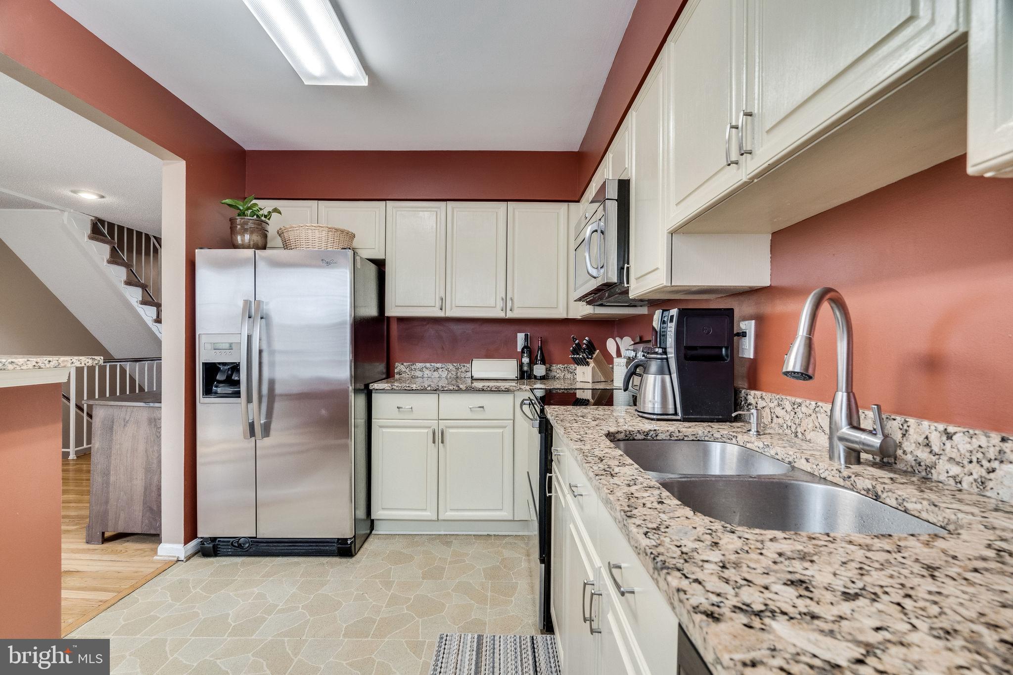 CAMERON KNOLLS - Residential