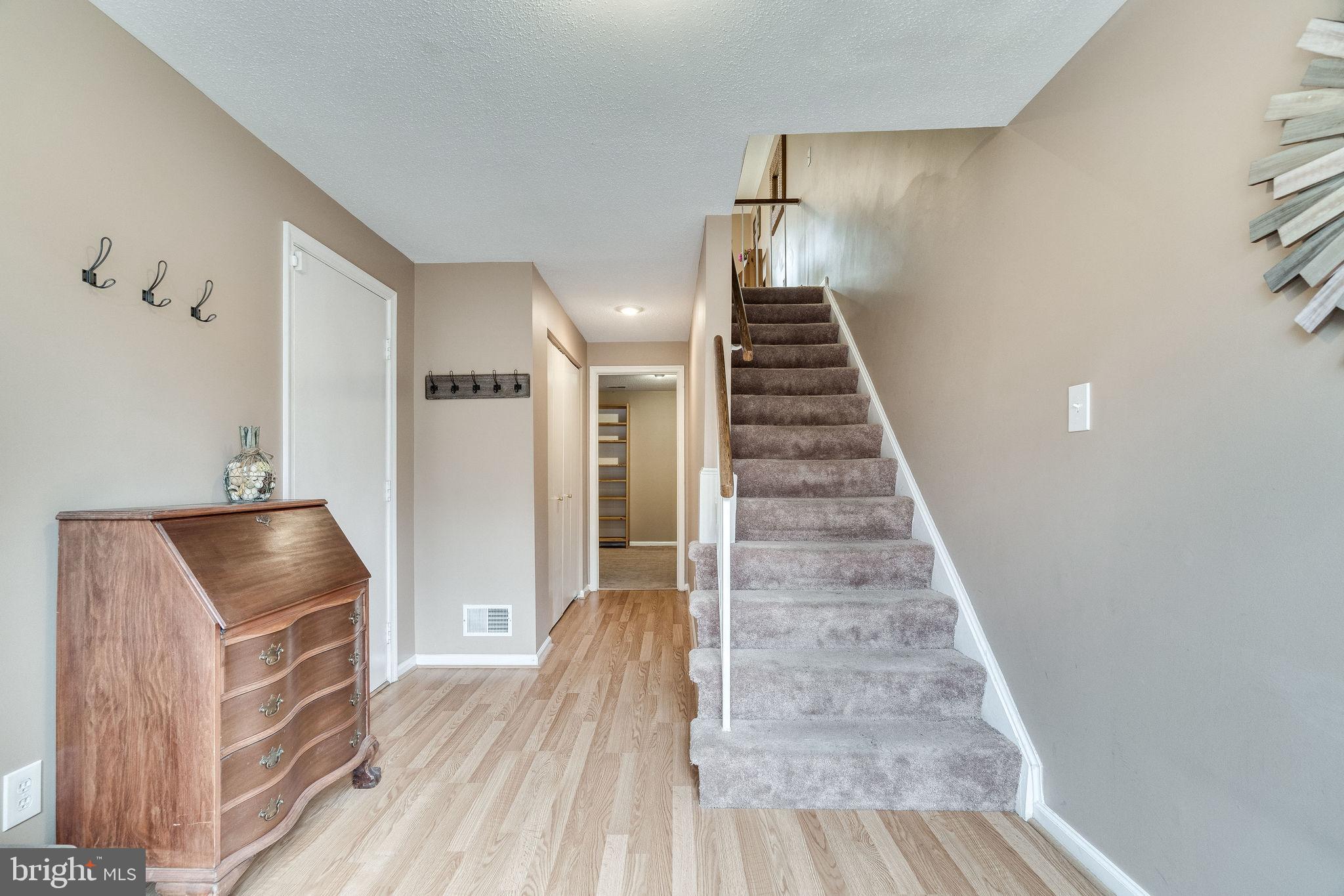 CAMERON KNOLLS - Residential