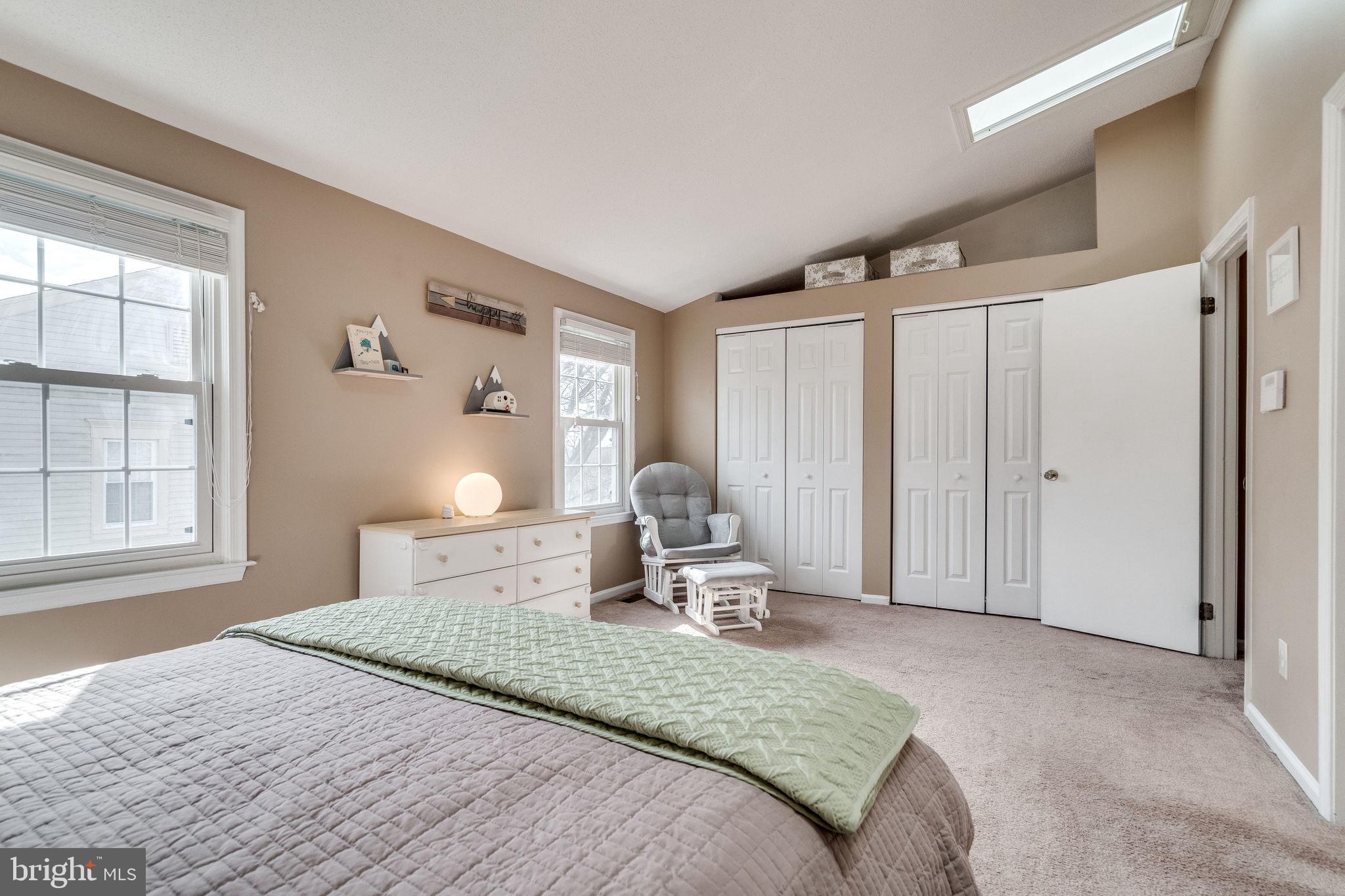 CAMERON KNOLLS - Residential