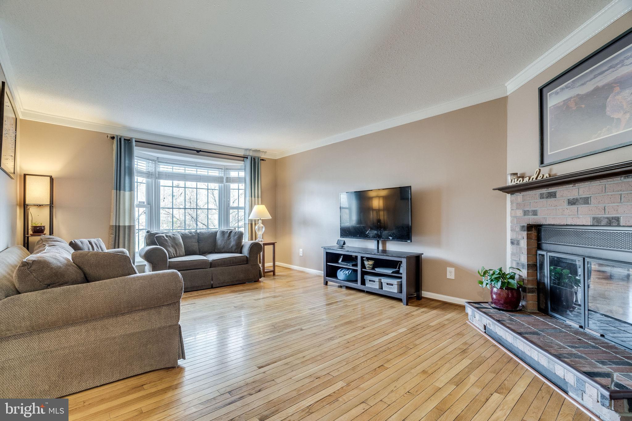 CAMERON KNOLLS - Residential