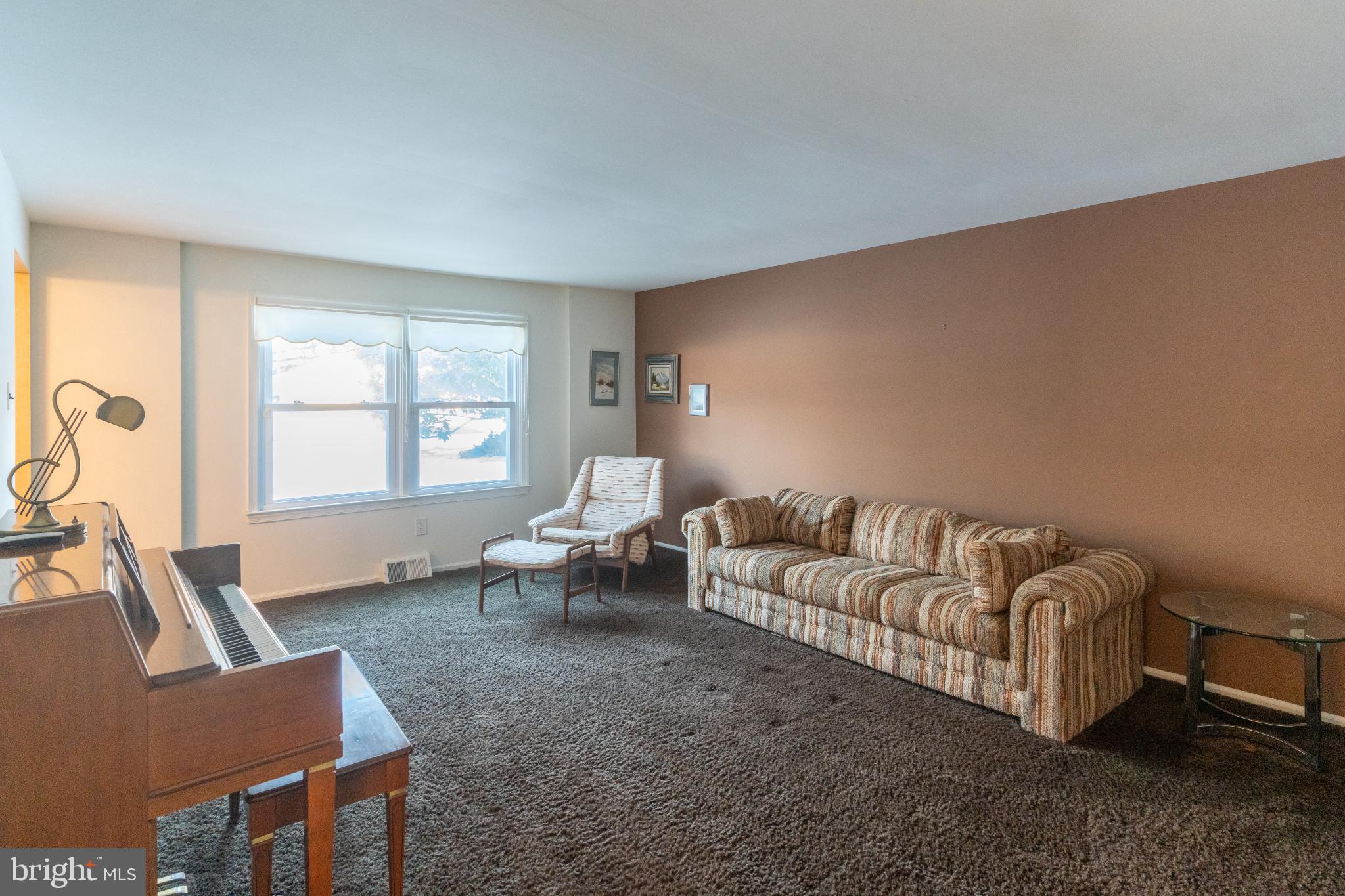 WOODLYN WEST - Residential