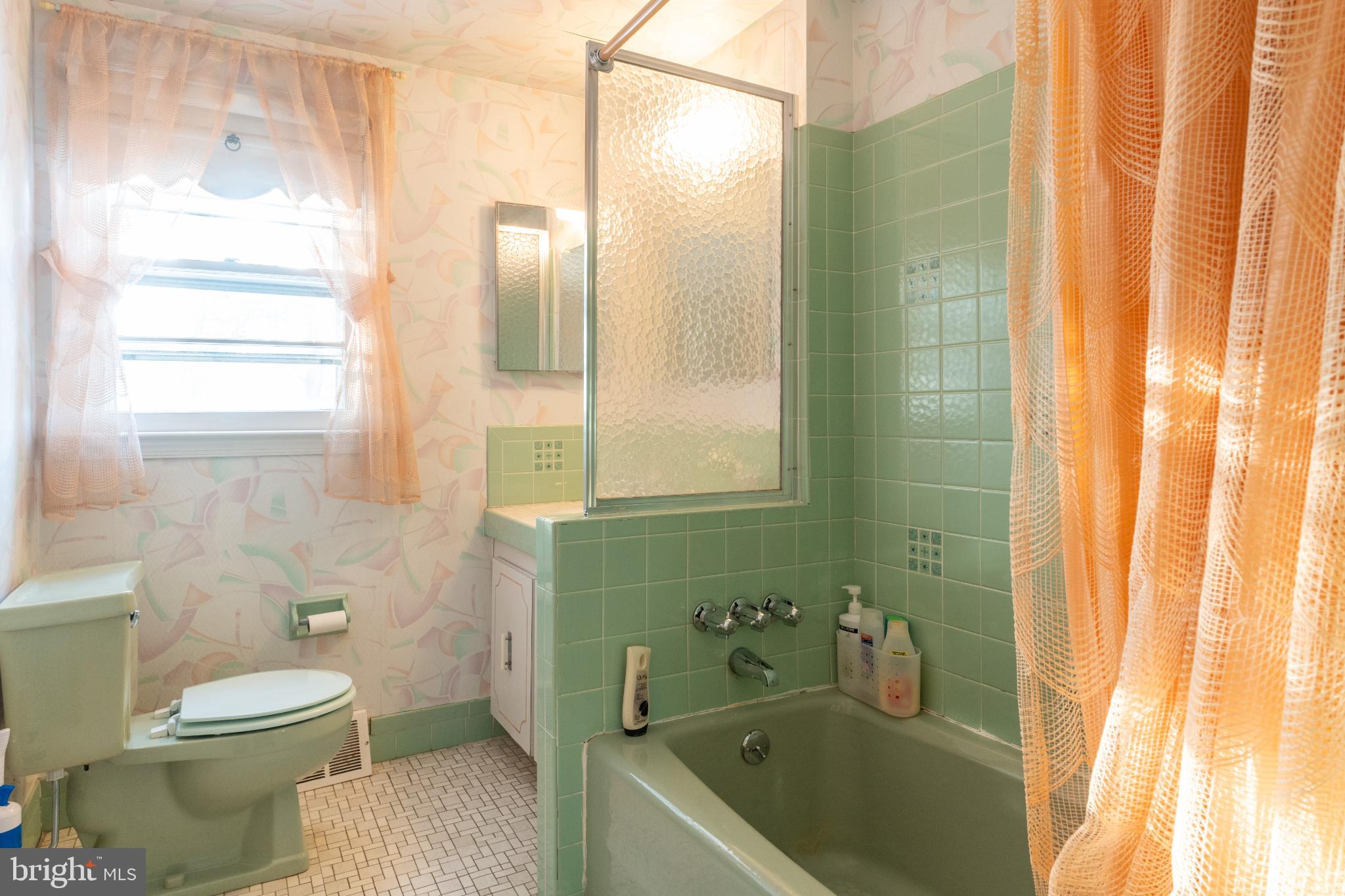 WOODLYN WEST - Residential