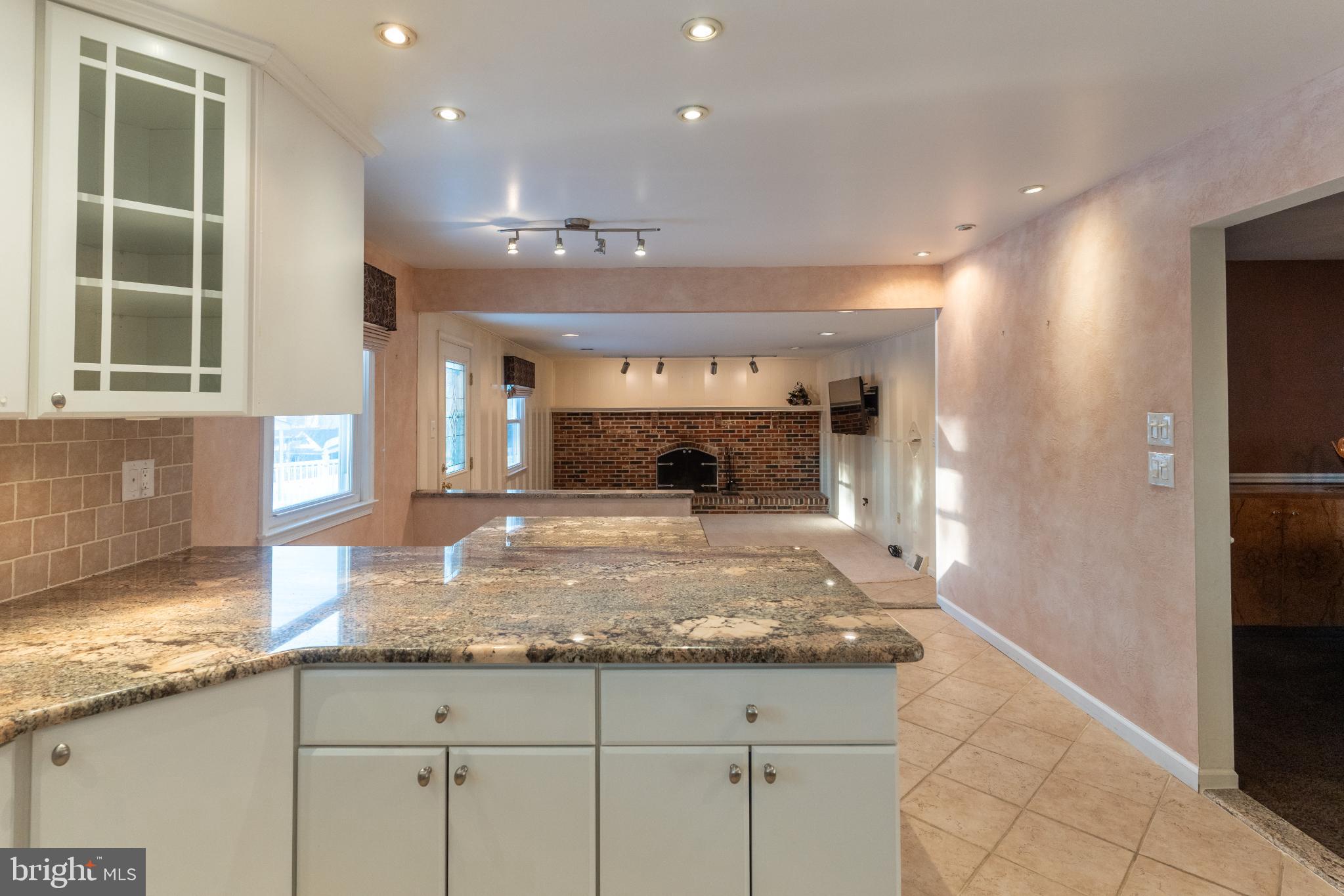 WOODLYN WEST - Residential