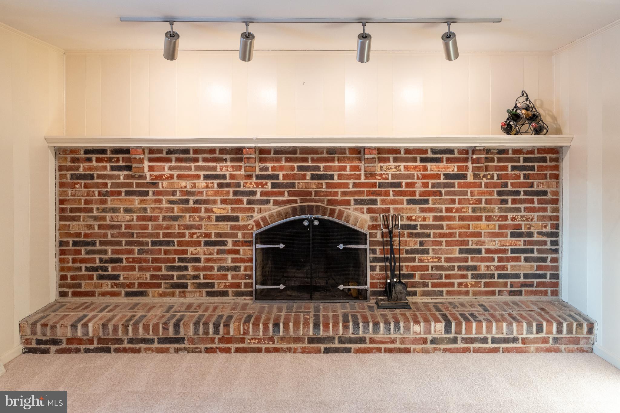 WOODLYN WEST - Residential