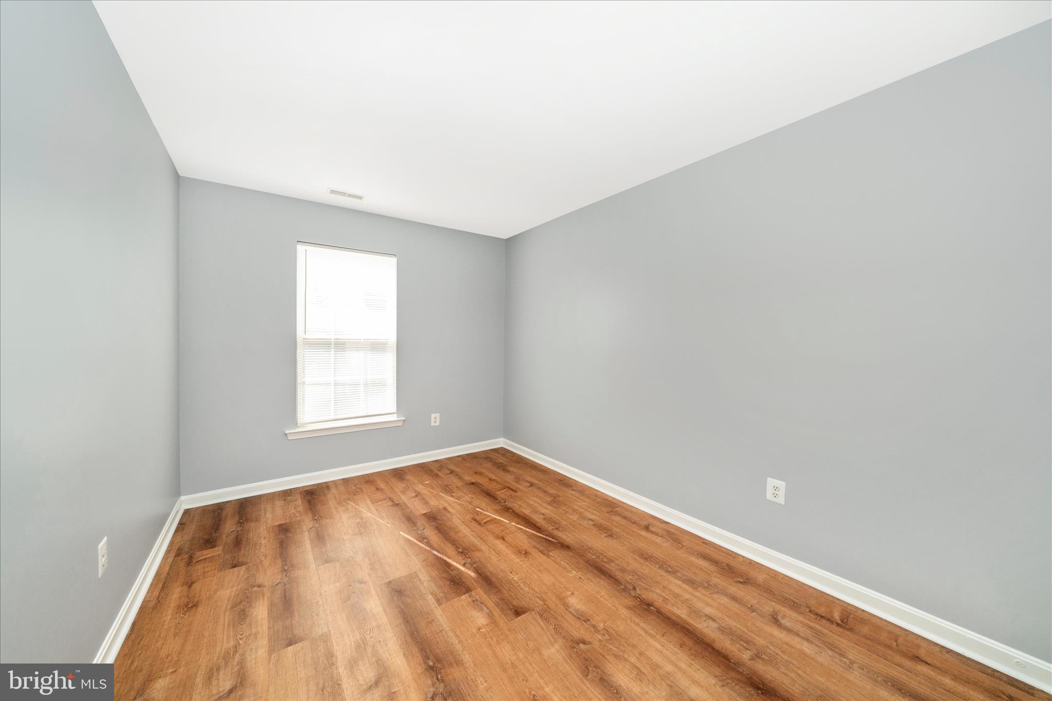 RUSSETT - Residential