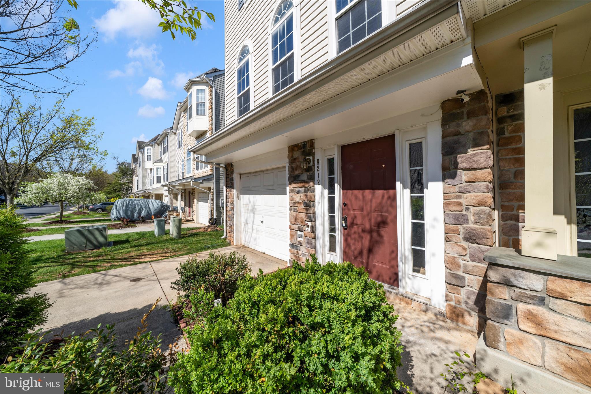 RUSSETT - Residential