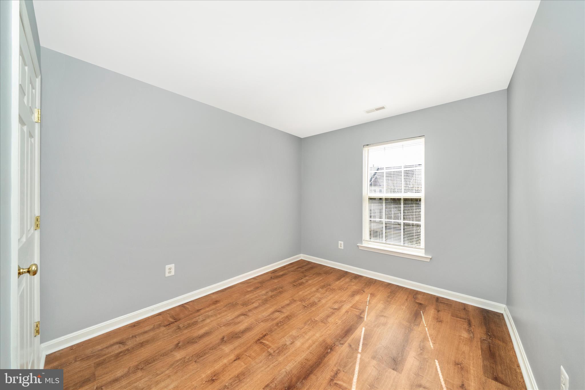 RUSSETT - Residential