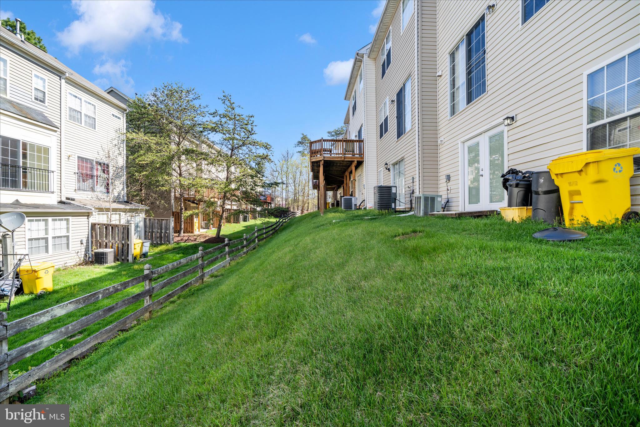 RUSSETT - Residential