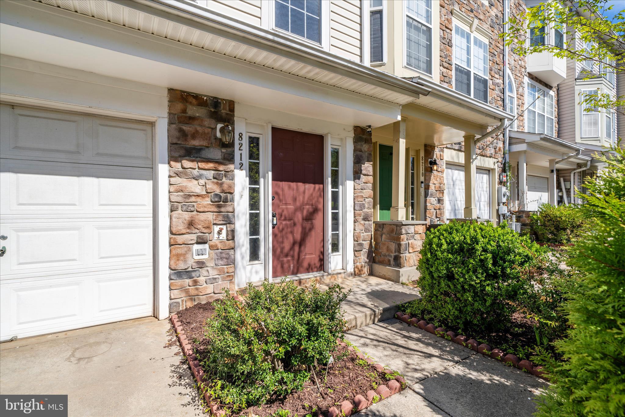 RUSSETT - Residential