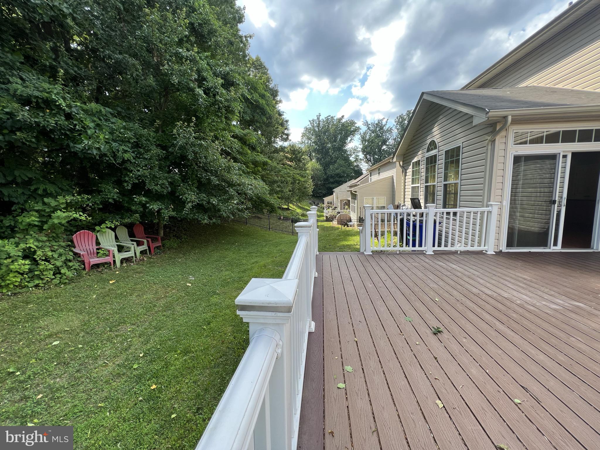 TAYLOR VILLAGE - Residential Lease