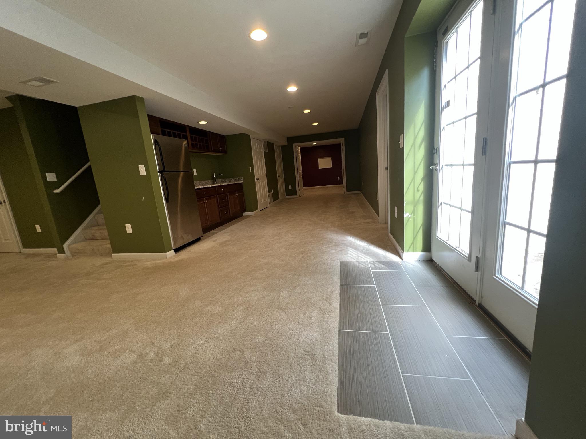 TAYLOR VILLAGE - Residential Lease