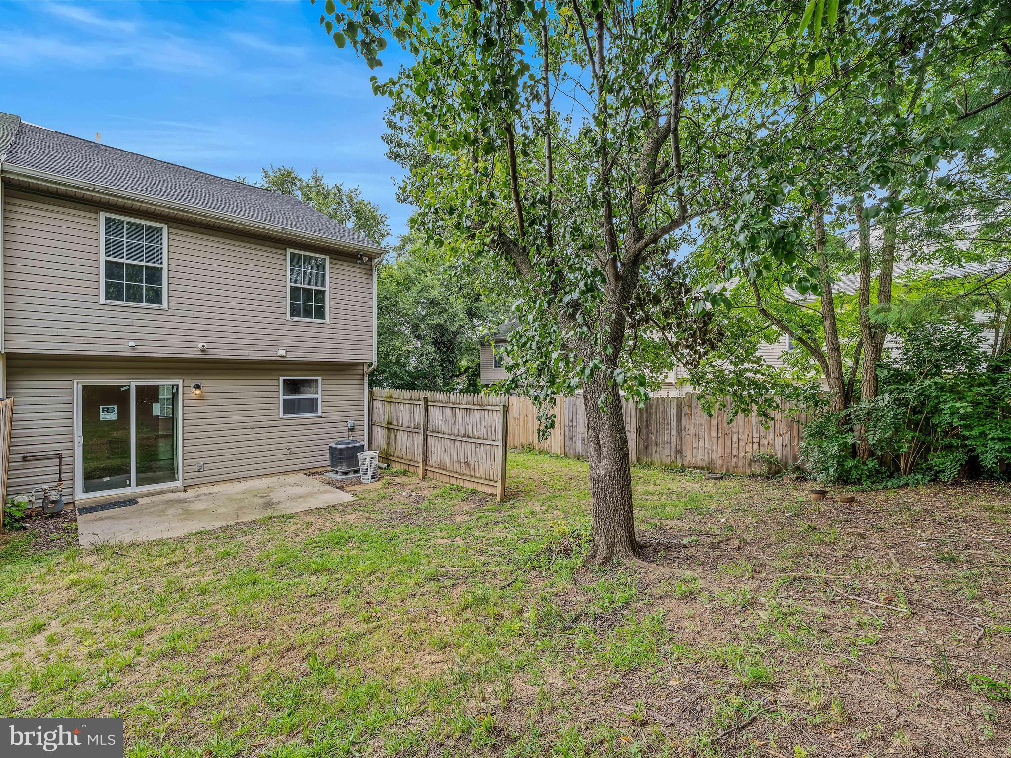 GEORGETOWN SQUARE - Residential