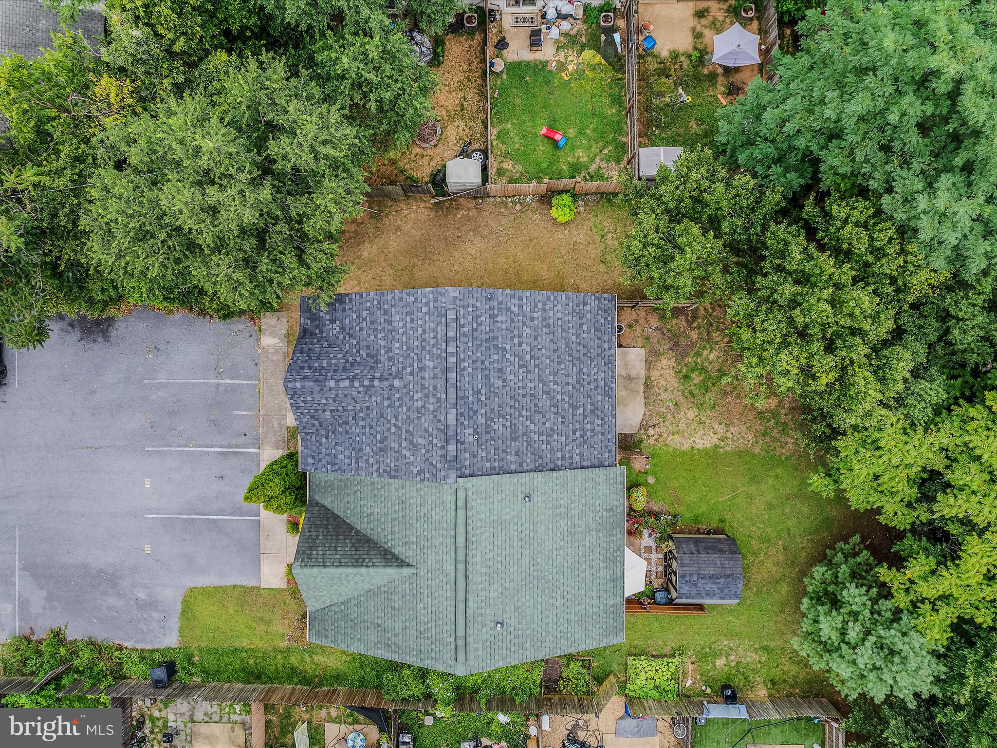 GEORGETOWN SQUARE - Residential