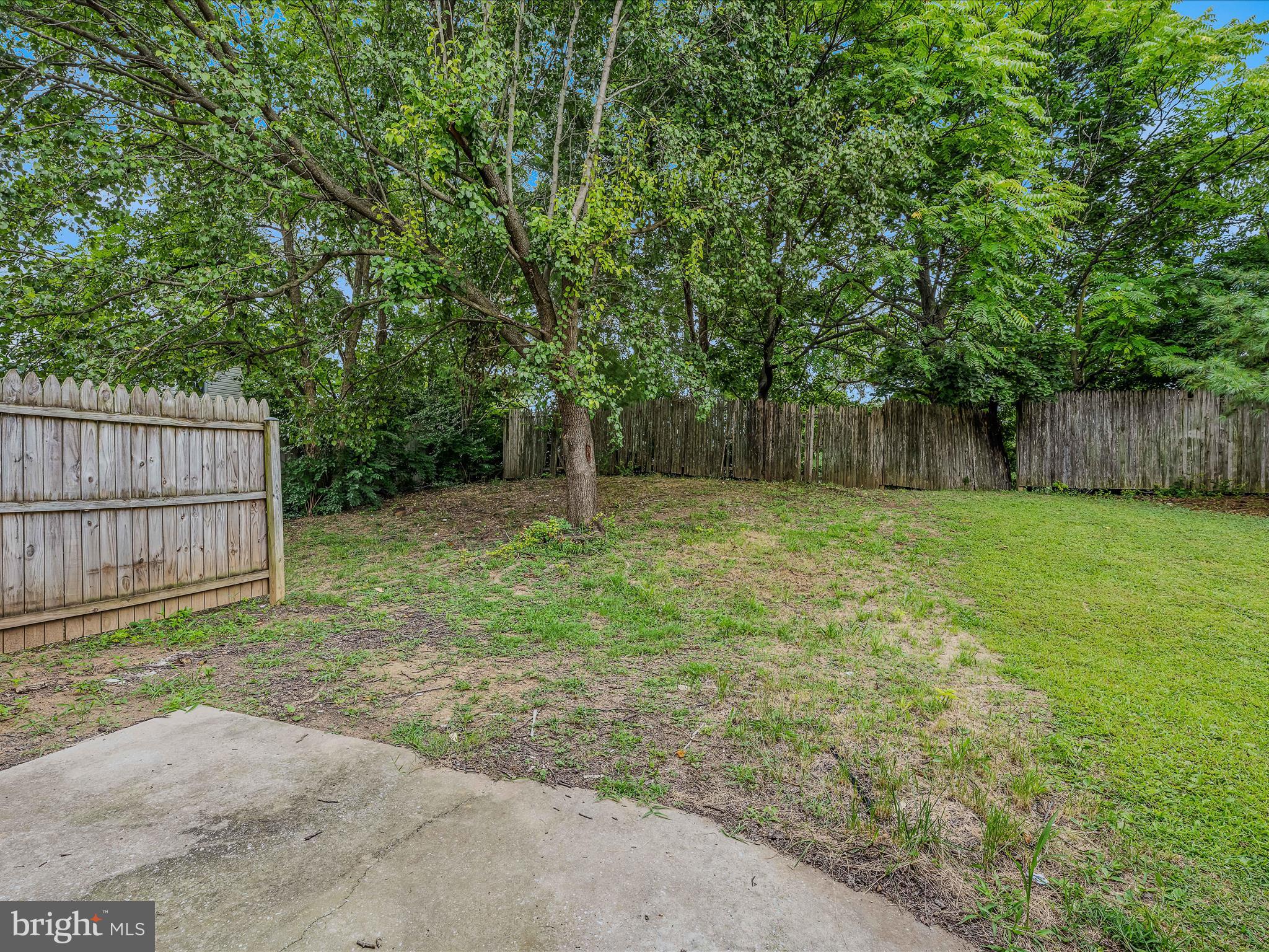 GEORGETOWN SQUARE - Residential