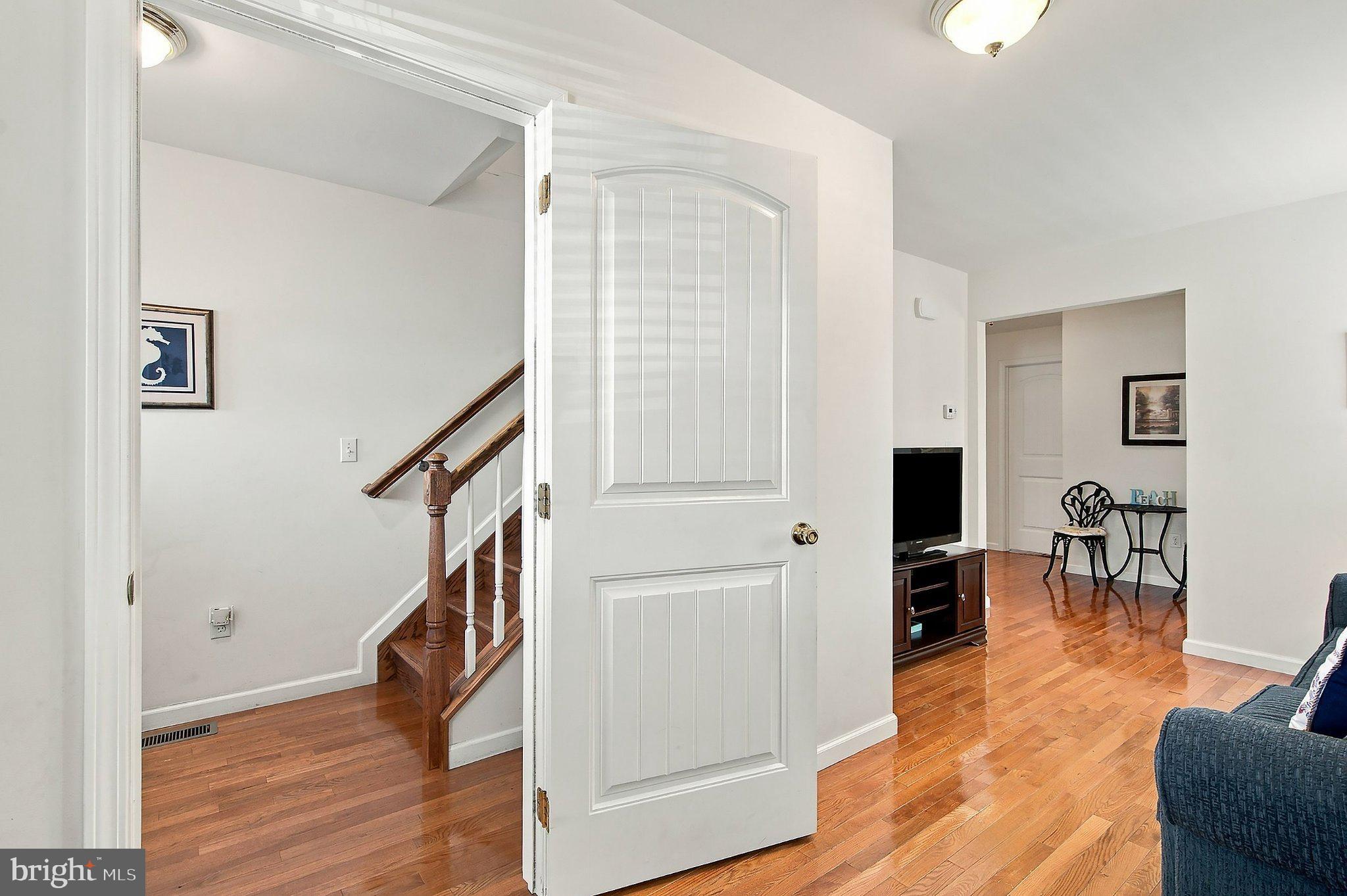 15 FARRAGUT AVENUE