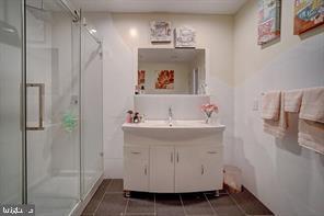 PHILADELPHIA (WEST) - Residential Lease