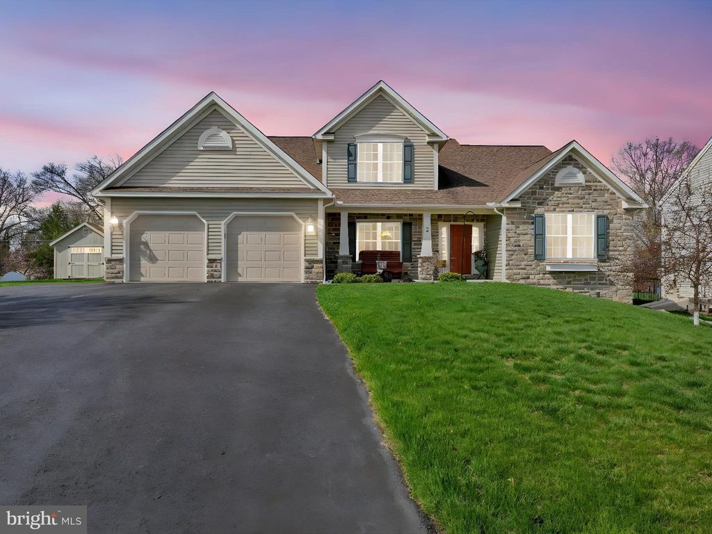 Photo of 3 Chamberlain Lane, MILLERSVILLE, PA 17551 (MLS # PALA2064444)