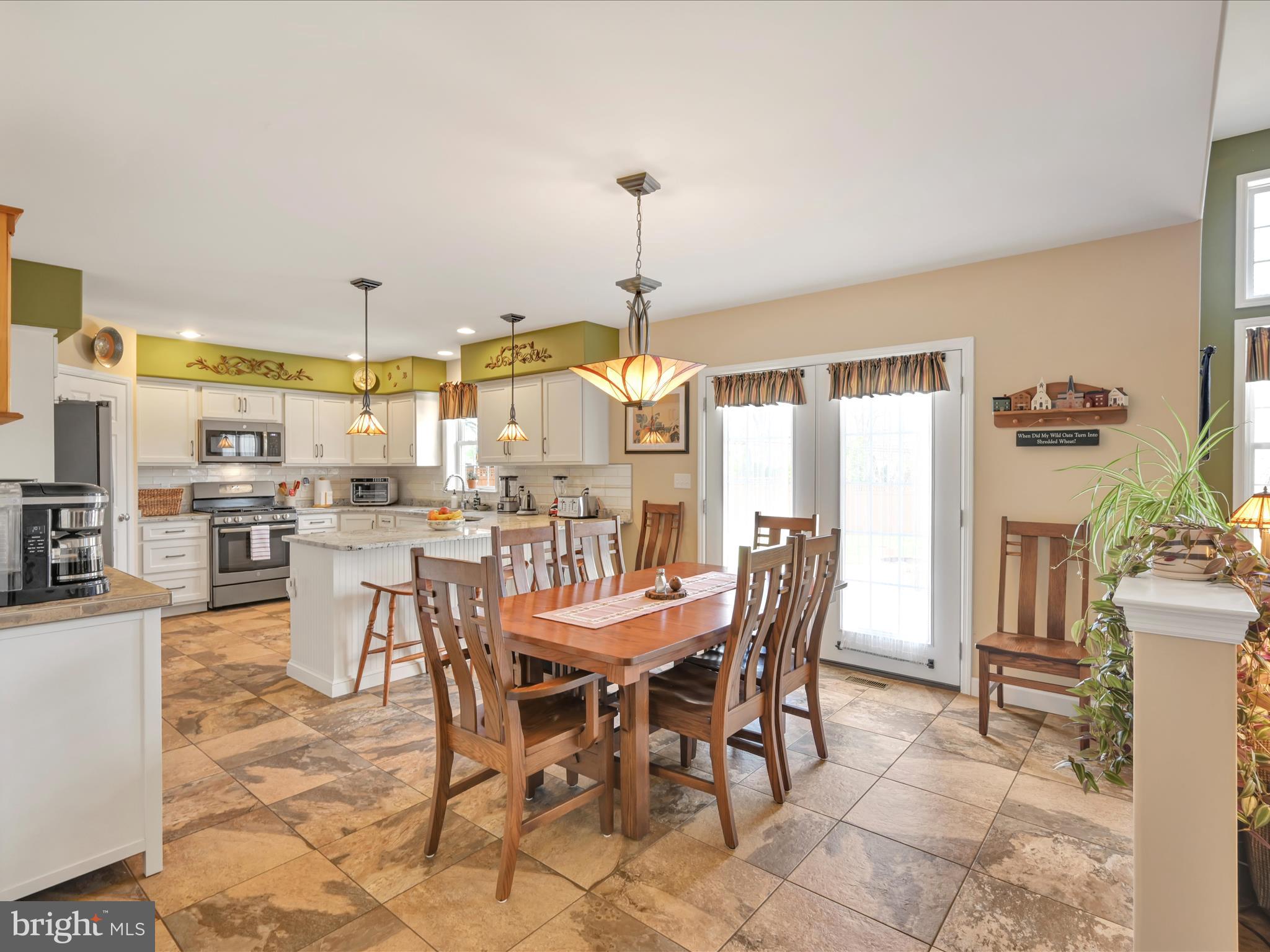 LAFAYETTE PLACE - Residential