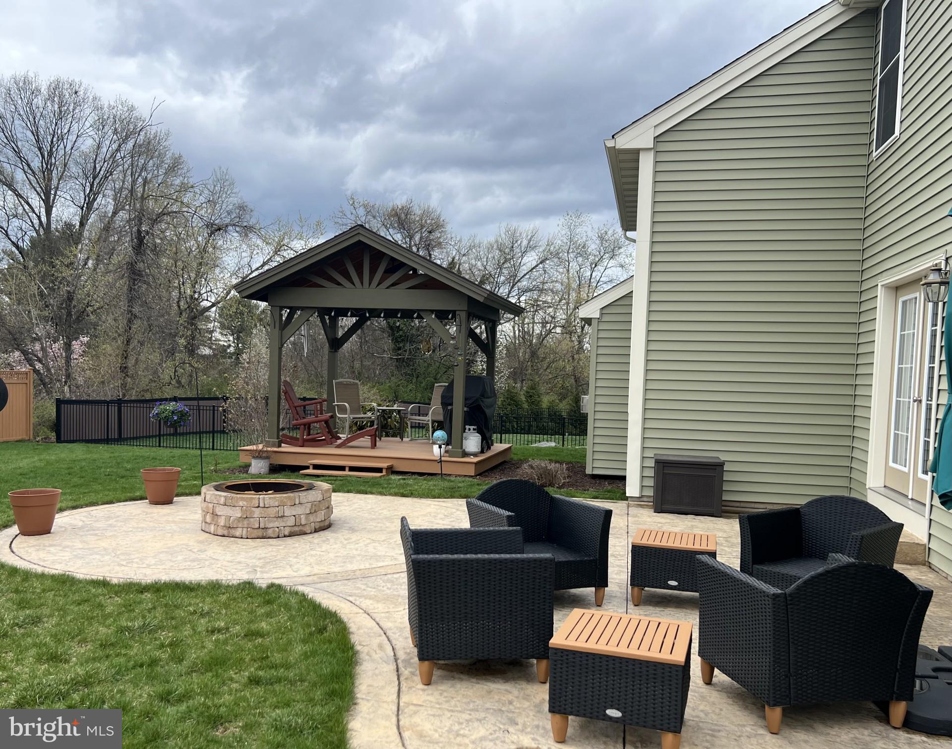 LAFAYETTE PLACE - Residential