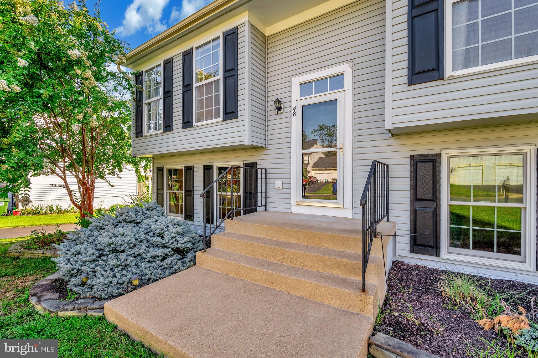 STRATFORD PLACE - Residential