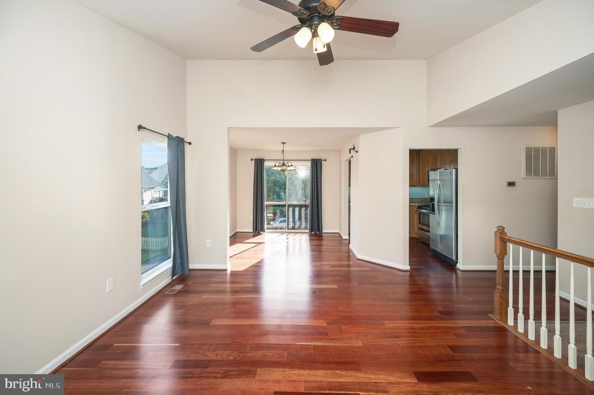 STRATFORD PLACE - Residential