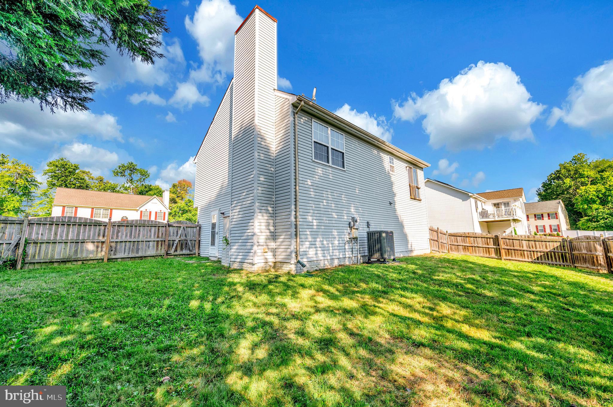 STRATFORD PLACE - Residential