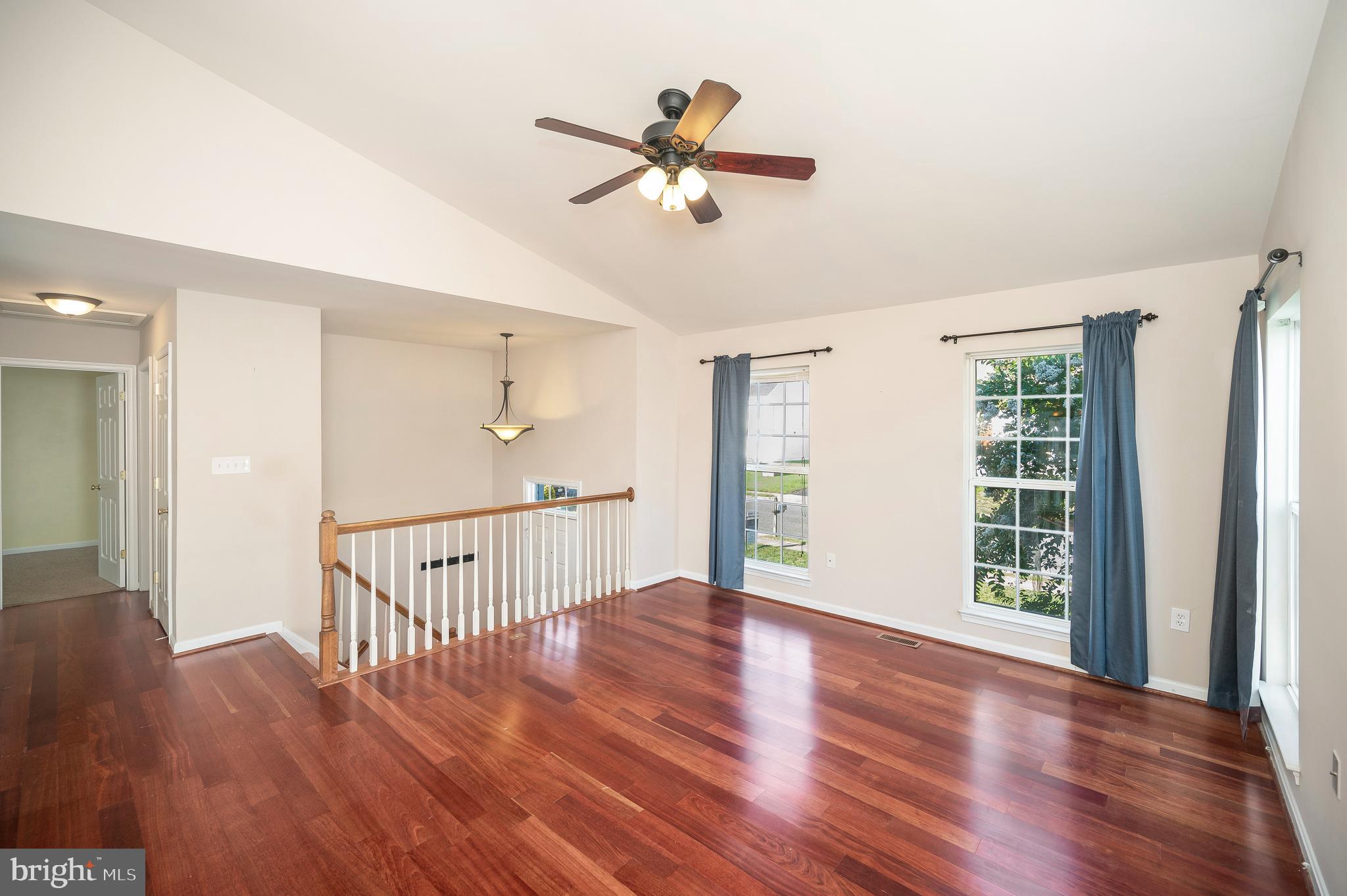 STRATFORD PLACE - Residential