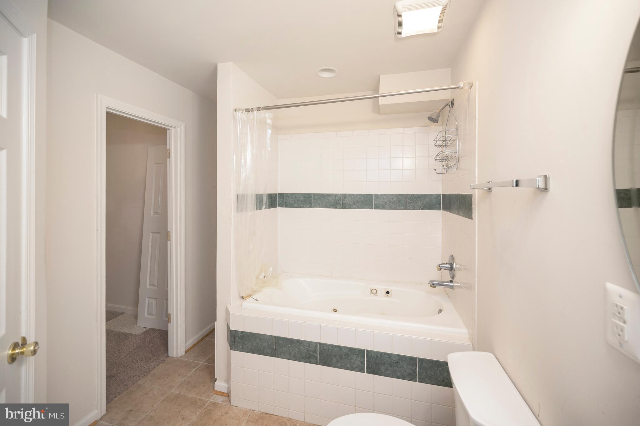 STRATFORD PLACE - Residential