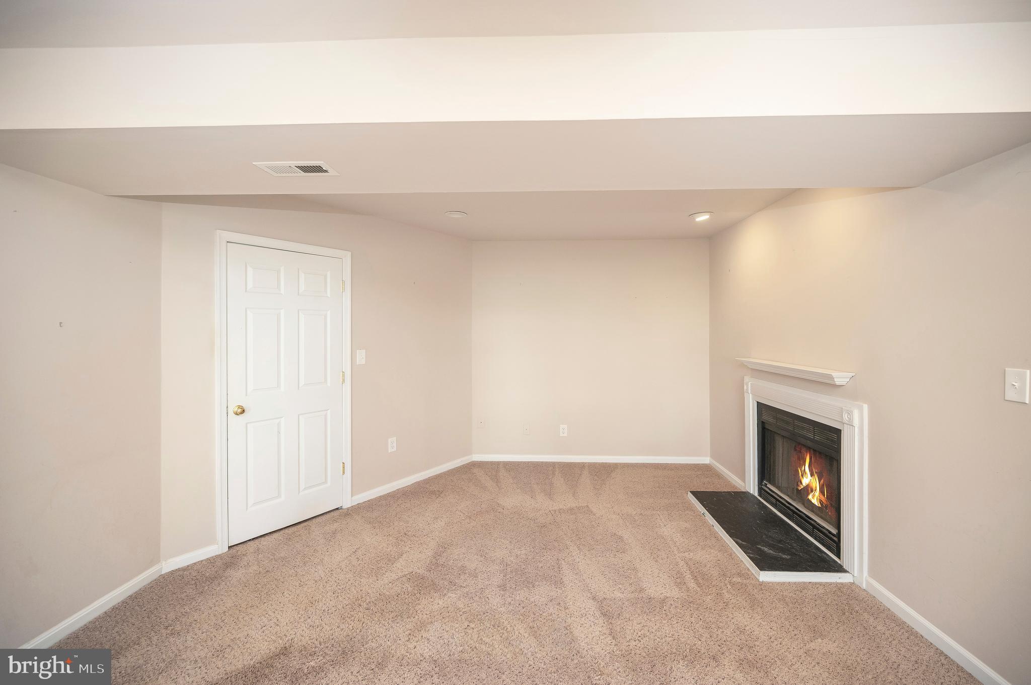 STRATFORD PLACE - Residential