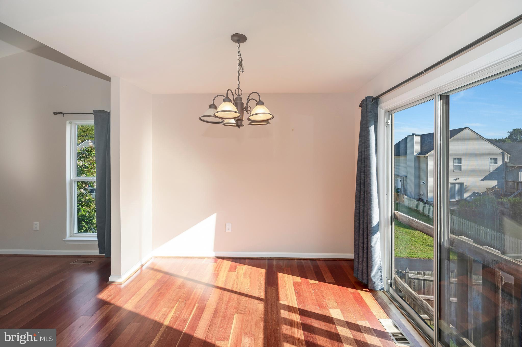 STRATFORD PLACE - Residential