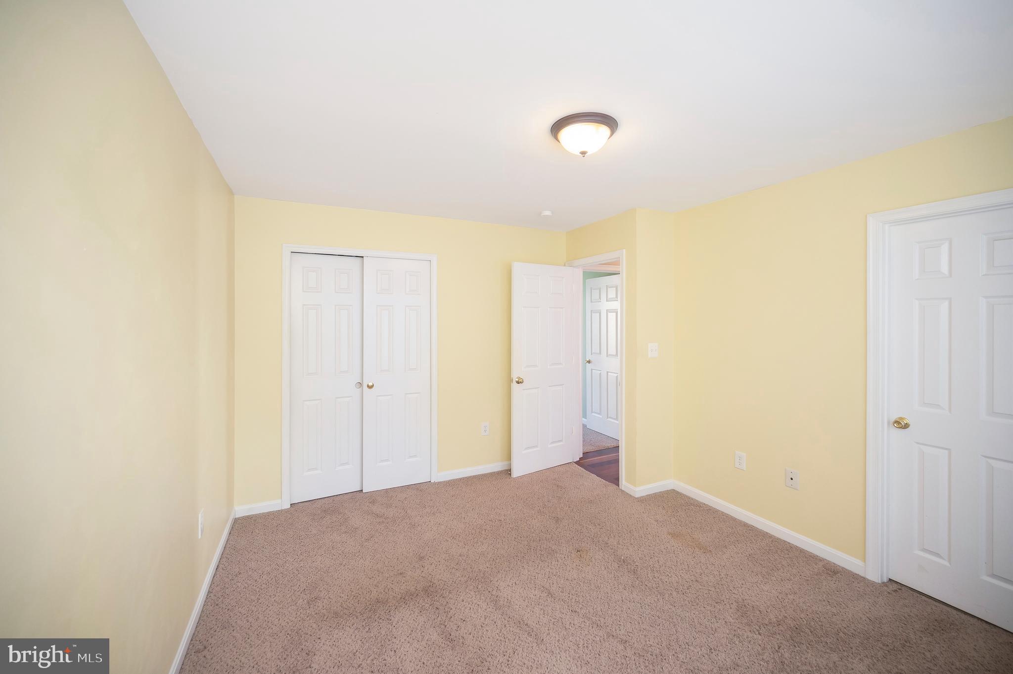 STRATFORD PLACE - Residential