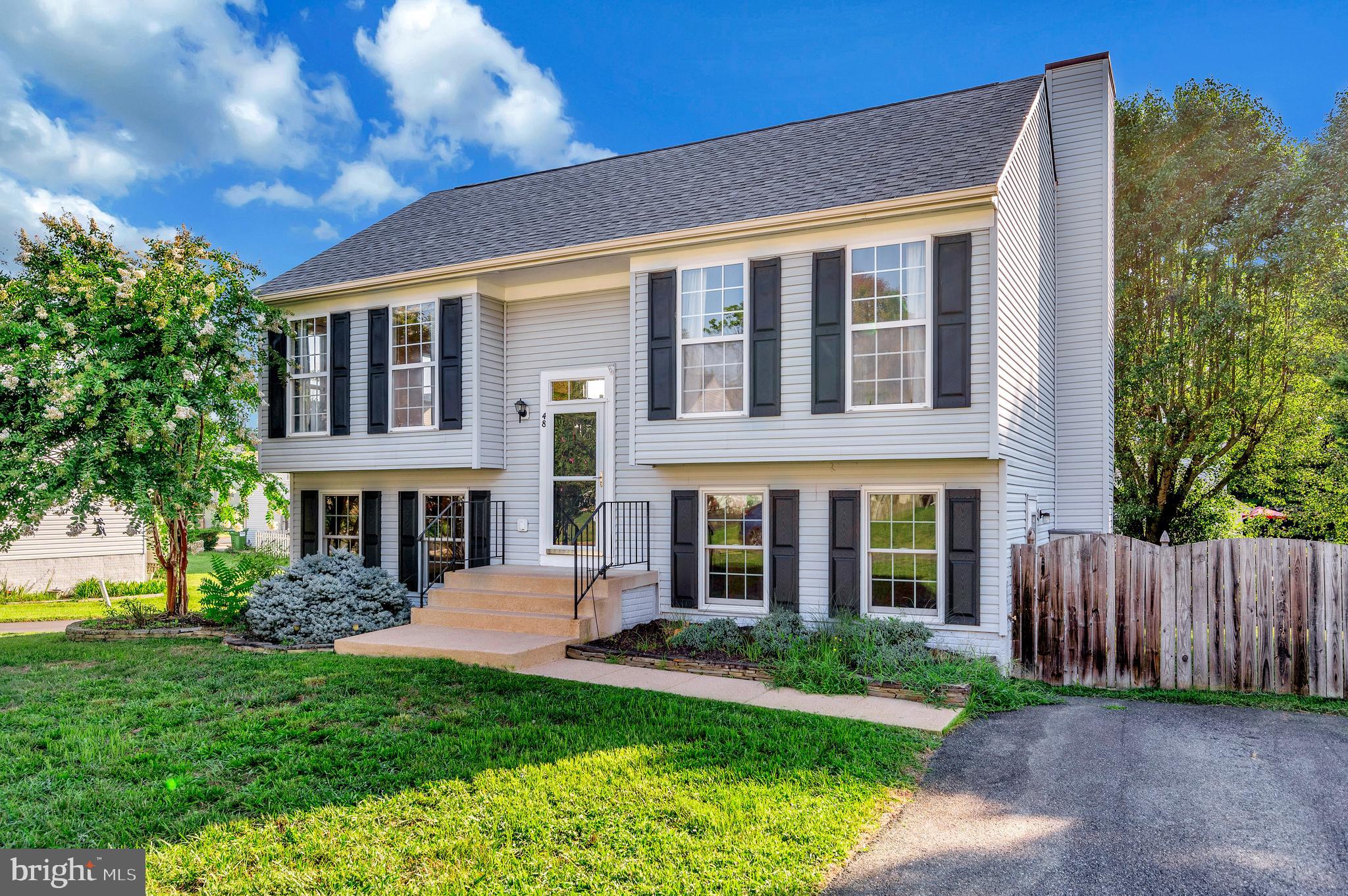 STRATFORD PLACE - Residential