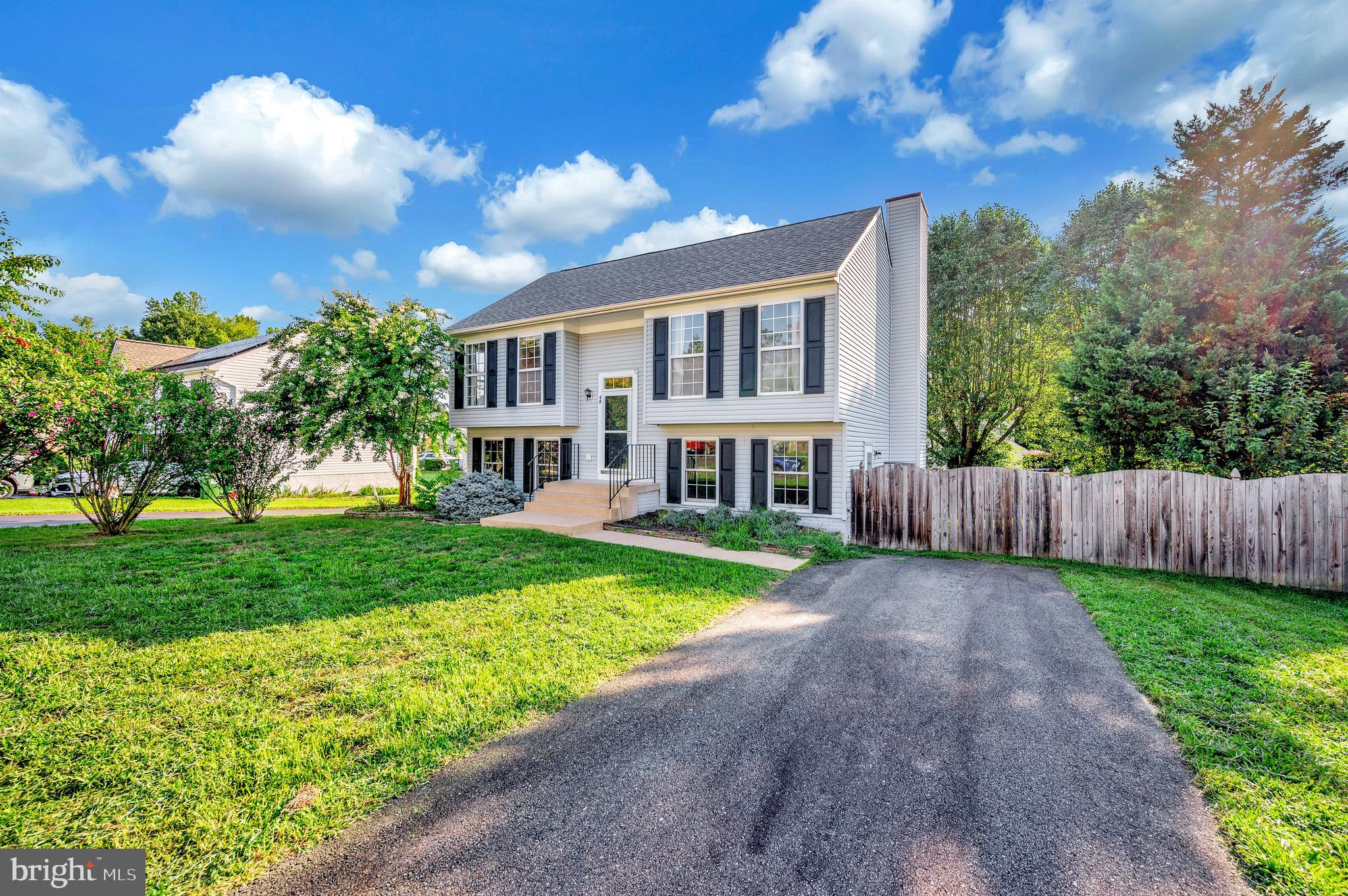 STRATFORD PLACE - Residential