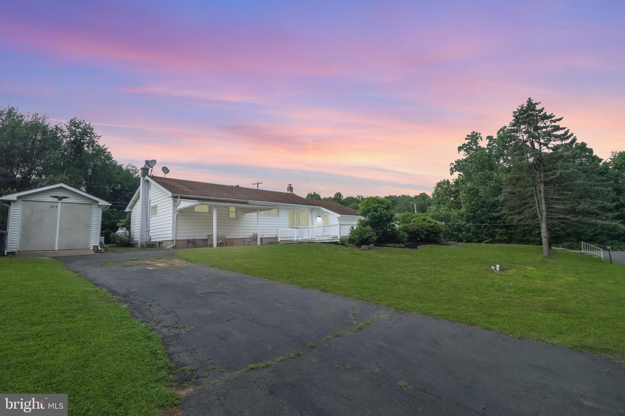 TEABERRY HILL - Residential