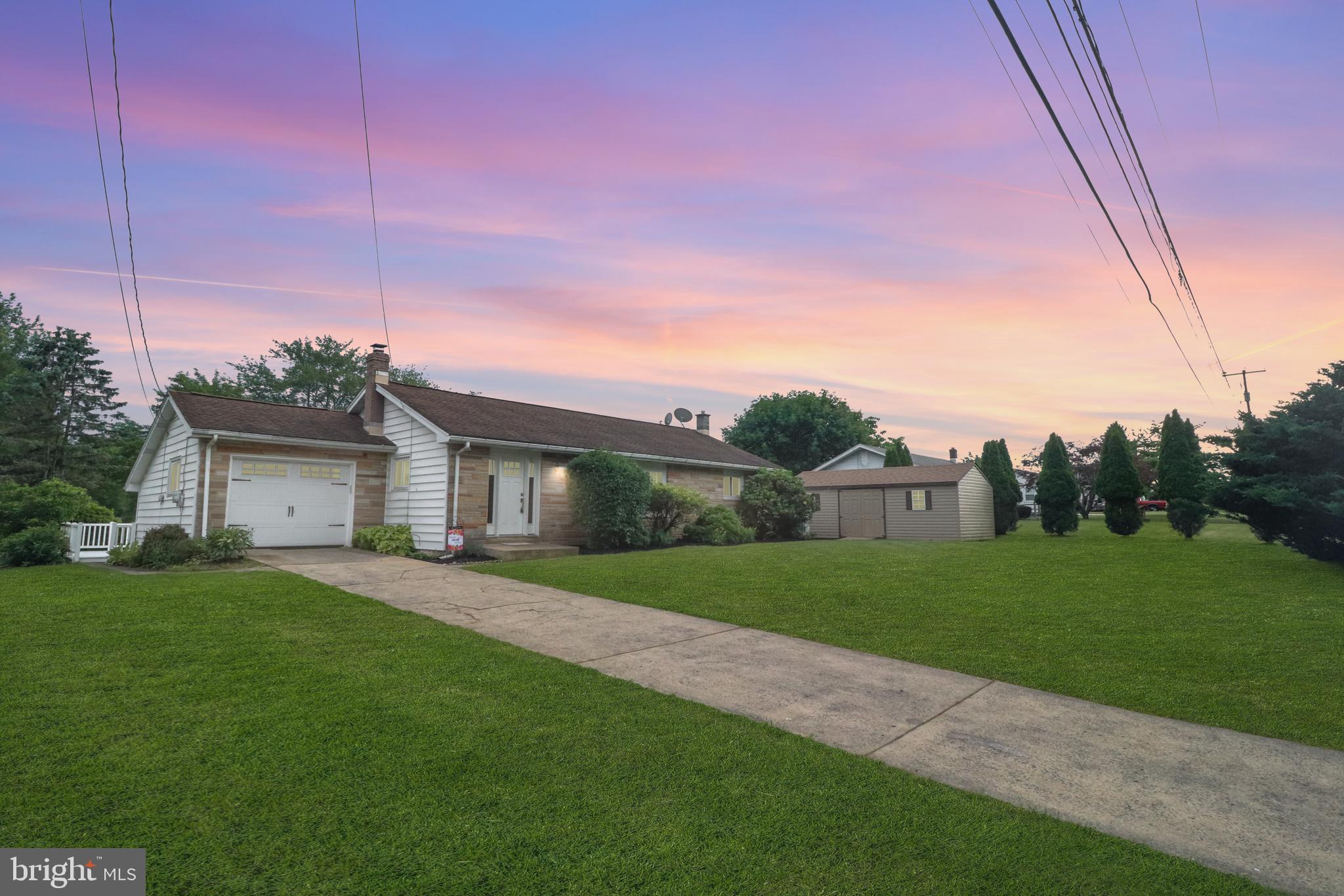 TEABERRY HILL - Residential