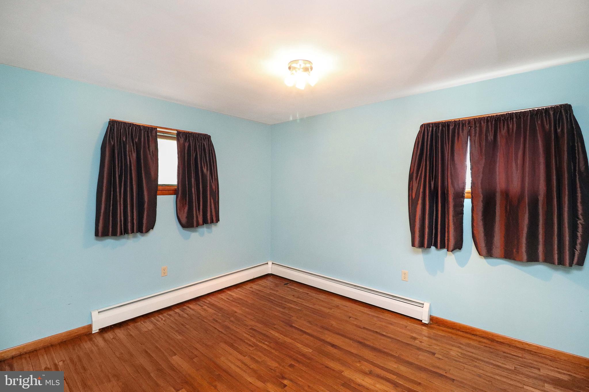 TEABERRY HILL - Residential