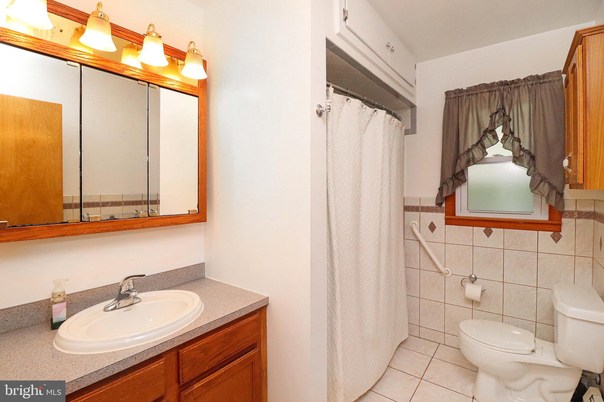 TEABERRY HILL - Residential