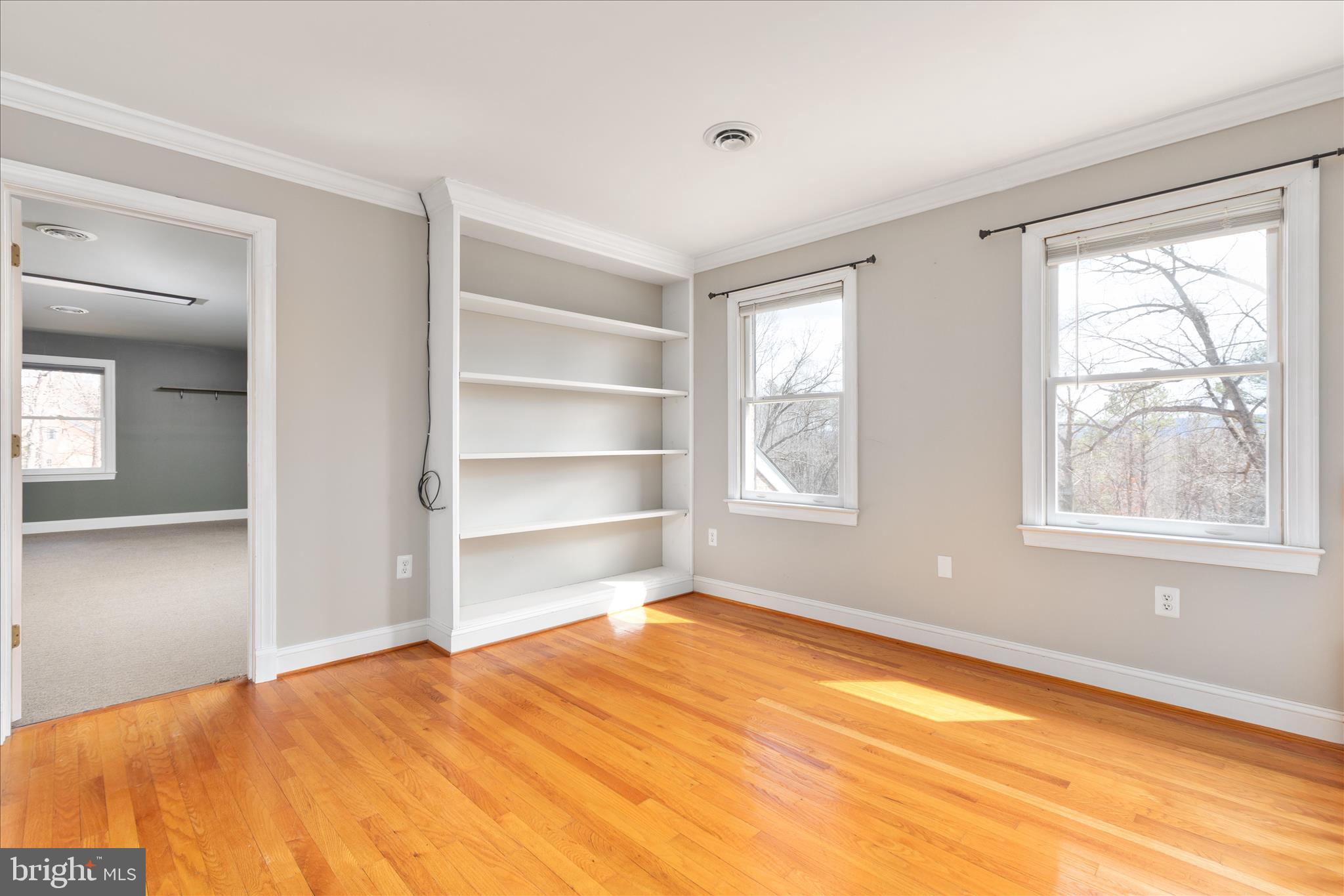 SPRING HOLLOW ESTATES - Residential