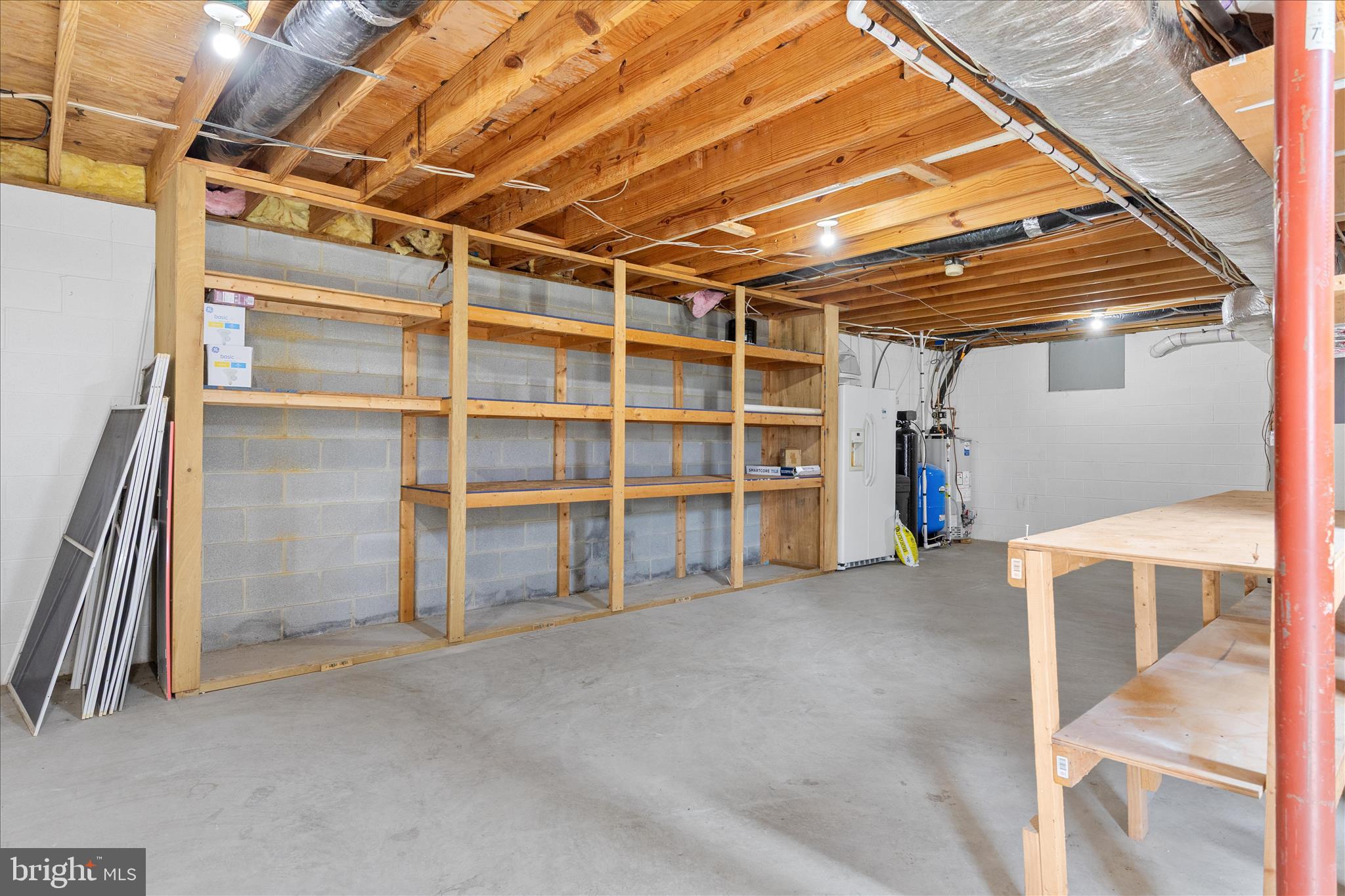 SPRING HOLLOW ESTATES - Residential